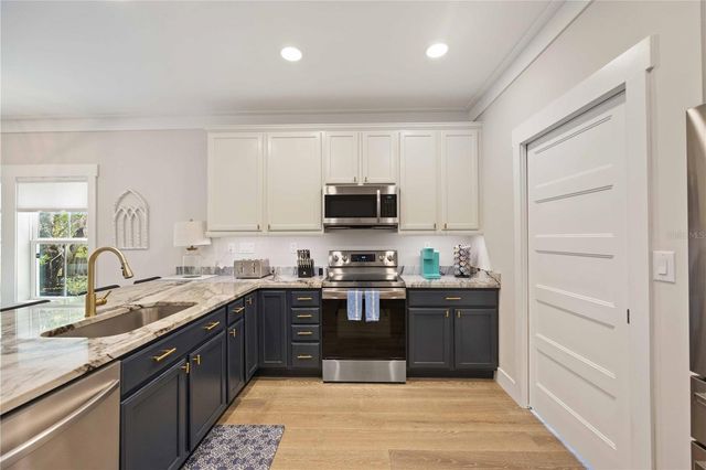 1623 8TH AVENUE W, Bradenton, FL 34205
