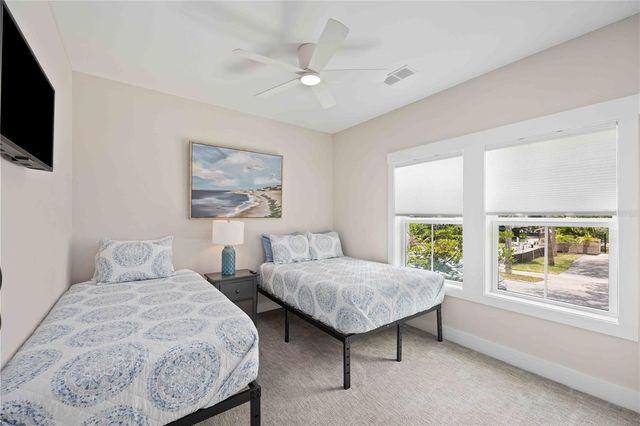 1623 8TH AVENUE W, Bradenton, FL 34205