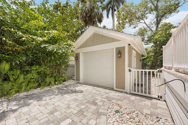 1623 8TH AVENUE W, Bradenton, FL 34205