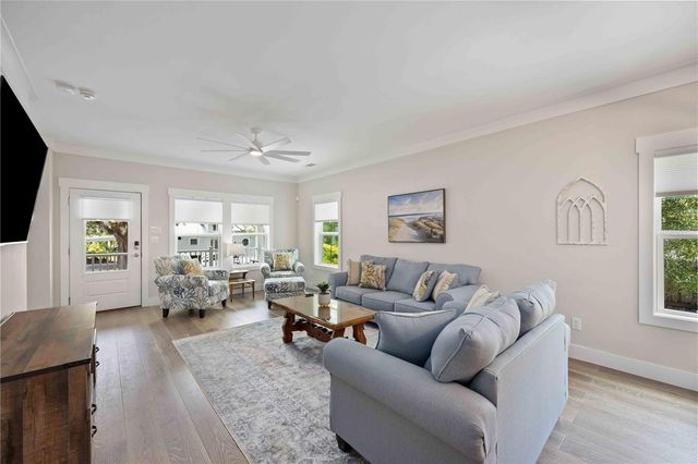 1623 8TH AVENUE W, Bradenton, FL 34205