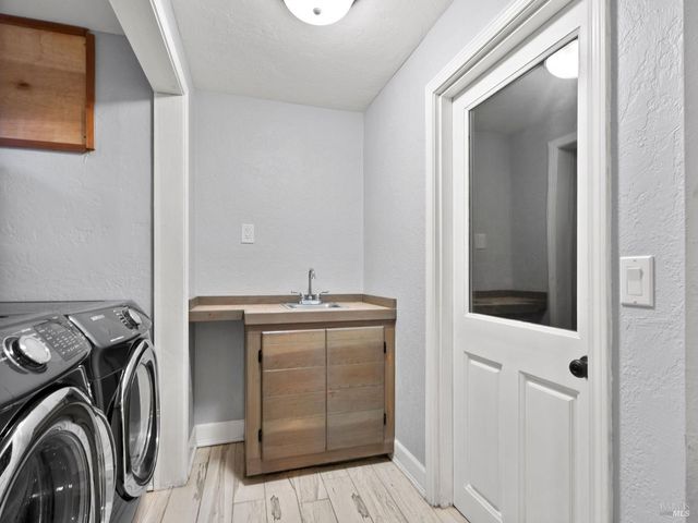 11165 Hwy 116, Forestville, CA 95436