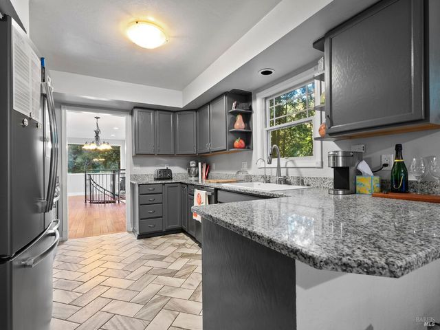 11165 Hwy 116, Forestville, CA 95436