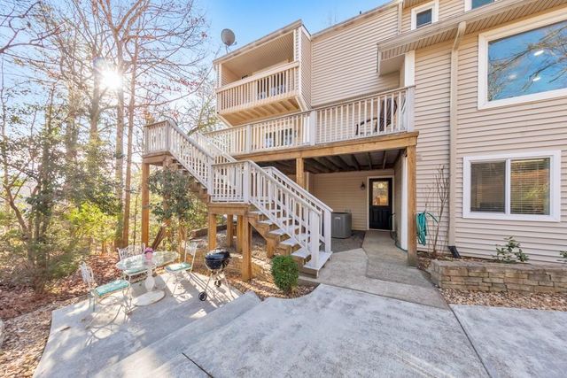 5093 Viking Walk, Marietta, GA 30068