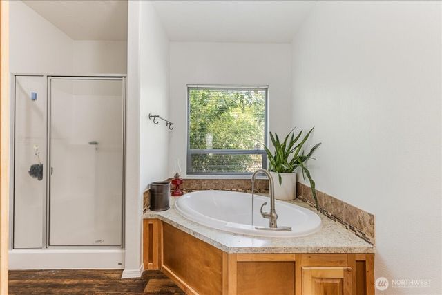 864 Spencer Road, Toledo, WA 98596