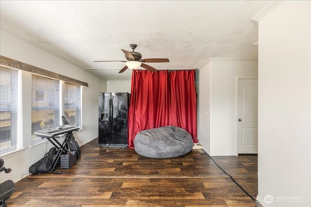 864 Spencer Road, Toledo, WA 98596