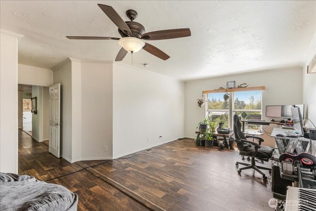 864 Spencer Road, Toledo, WA 98596