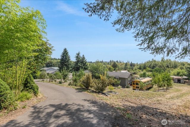 864 Spencer Road, Toledo, WA 98596