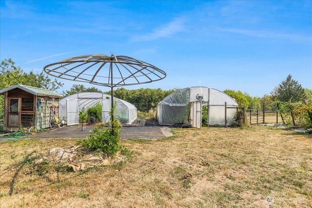 864 Spencer Road, Toledo, WA 98596