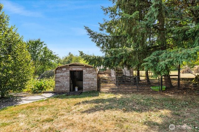 864 Spencer Road, Toledo, WA 98596