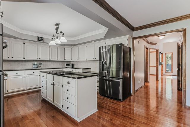 8222 Sanctuary Drive, Columbus, OH 43235