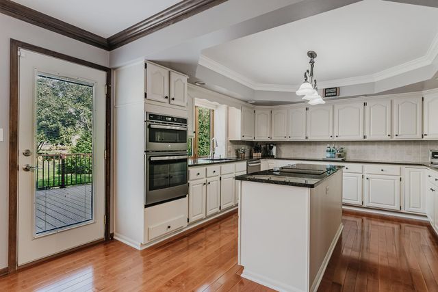 8222 Sanctuary Drive, Columbus, OH 43235