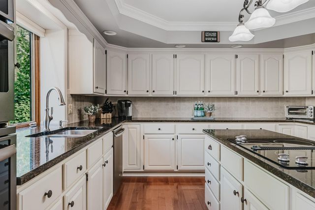 8222 Sanctuary Drive, Columbus, OH 43235