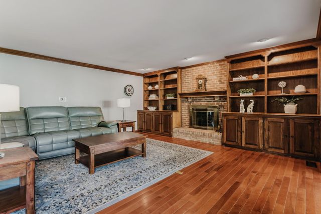 8222 Sanctuary Drive, Columbus, OH 43235