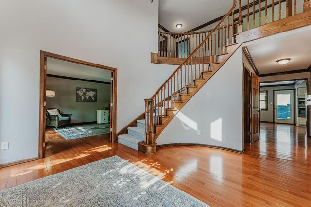 8222 Sanctuary Drive, Columbus, OH 43235