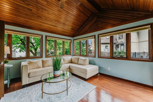 8222 Sanctuary Drive, Columbus, OH 43235