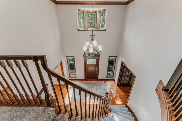 8222 Sanctuary Drive, Columbus, OH 43235