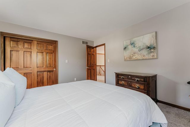 8222 Sanctuary Drive, Columbus, OH 43235