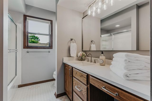8222 Sanctuary Drive, Columbus, OH 43235