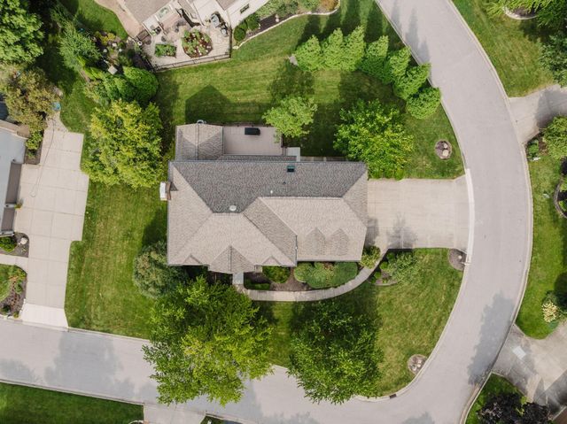 8222 Sanctuary Drive, Columbus, OH 43235