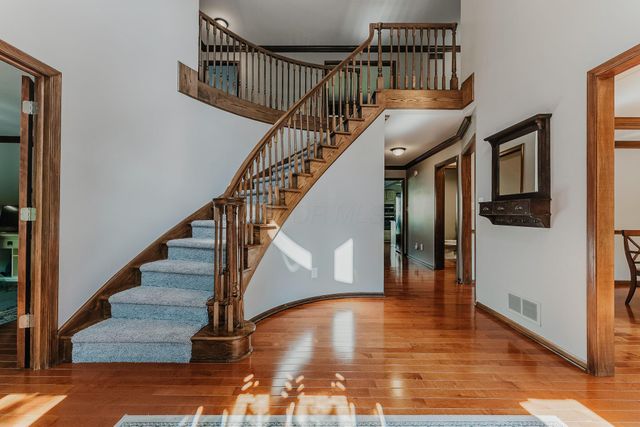 8222 Sanctuary Drive, Columbus, OH 43235