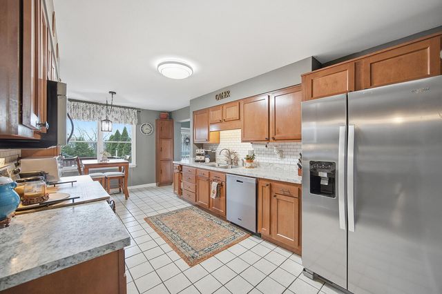 1052 Briarwood Way, Lawrenceburg, KY 40342