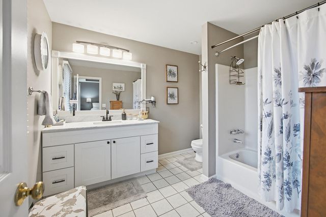 1052 Briarwood Way, Lawrenceburg, KY 40342