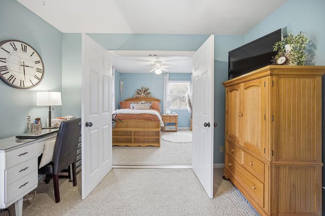 1052 Briarwood Way, Lawrenceburg, KY 40342