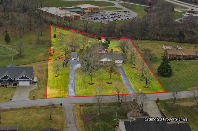 1052 Briarwood Way, Lawrenceburg, KY 40342