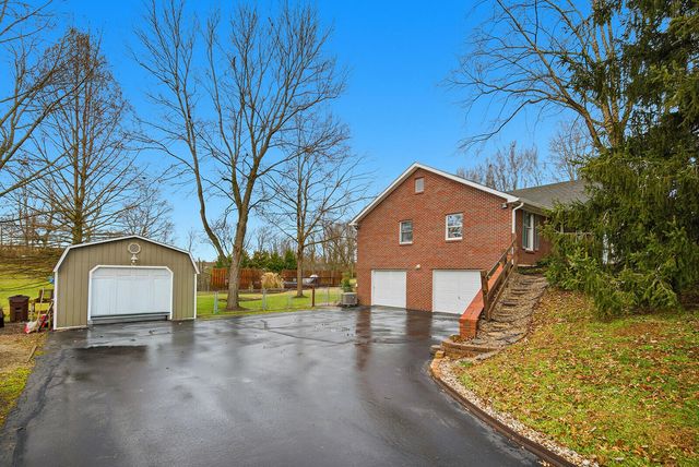 1052 Briarwood Way, Lawrenceburg, KY 40342