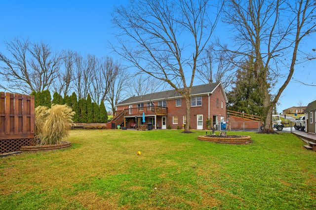 1052 Briarwood Way, Lawrenceburg, KY 40342