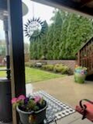 1052 Briarwood Way, Lawrenceburg, KY 40342