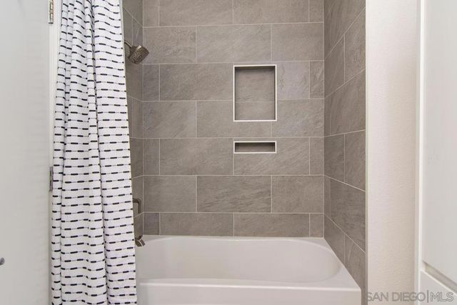 427 9th Ave 1107, San Diego, CA 92101