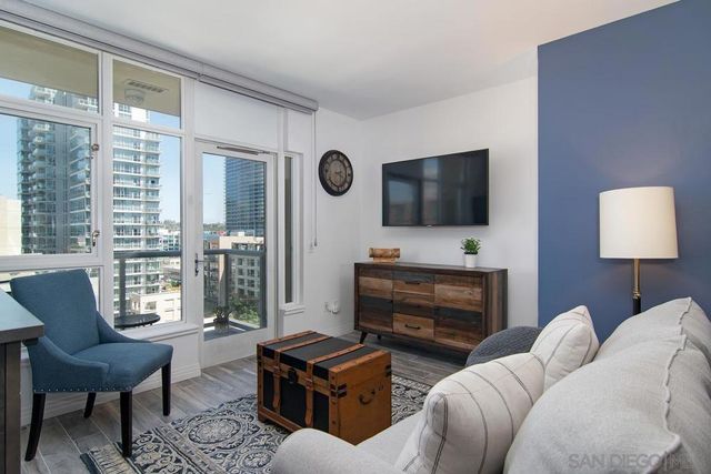 427 9th Ave 1107, San Diego, CA 92101