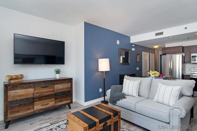 427 9th Ave 1107, San Diego, CA 92101