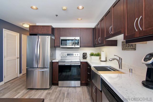 427 9th Ave 1107, San Diego, CA 92101
