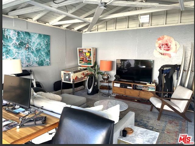 3125 Stanford Avenue, Marina Del Rey, CA 90292