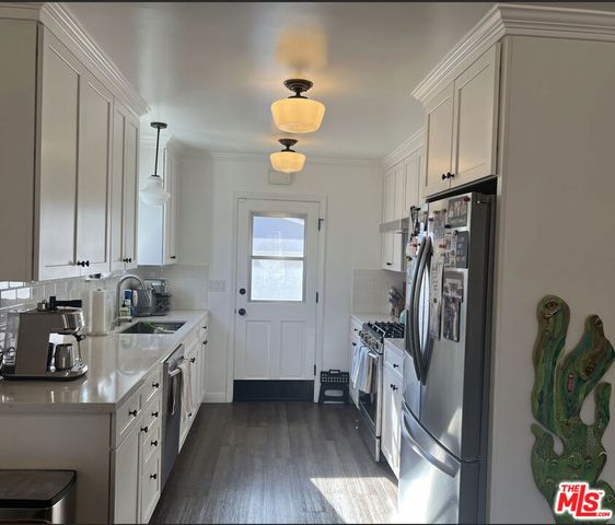 3125 Stanford Avenue, Marina Del Rey, CA 90292