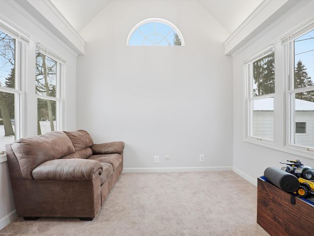 38181 Hayes Road, Sterling Heights, MI 48313