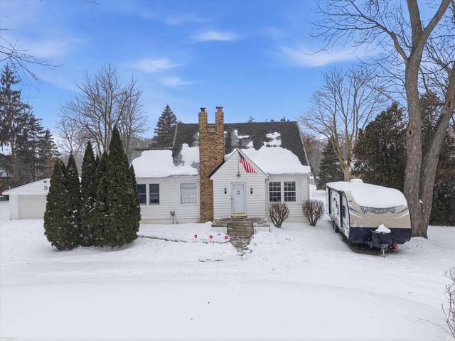 38181 Hayes Road, Sterling Heights, MI 48313