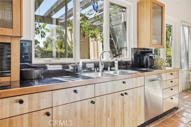 860 Skyline Drive, San Luis Obispo, CA 93405