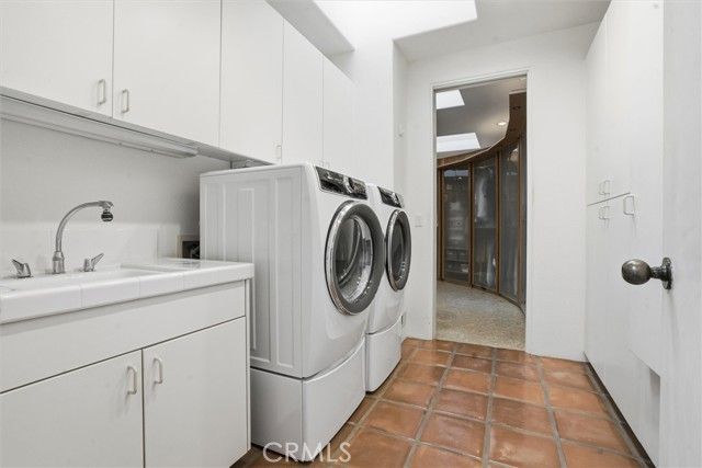 860 Skyline Drive, San Luis Obispo, CA 93405