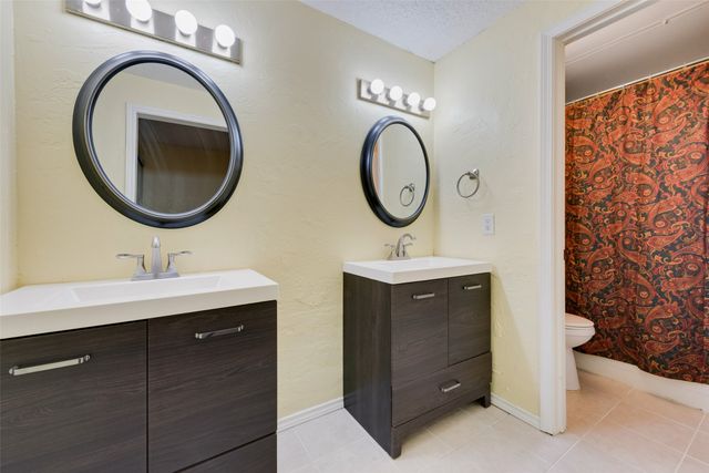 3121 Sondra Drive 108, Fort Worth, TX 76107