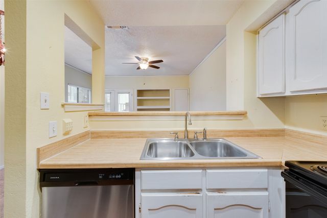 3121 Sondra Drive 108, Fort Worth, TX 76107