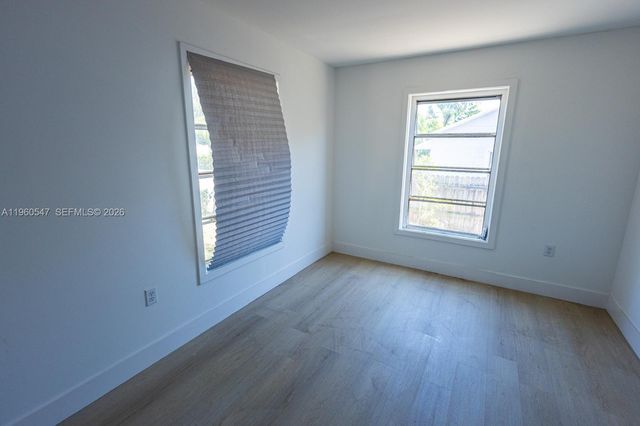 812 33rd St, West Palm Beach, FL 33407