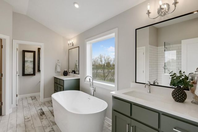 6205 134th Street N, Hugo, MN 55038