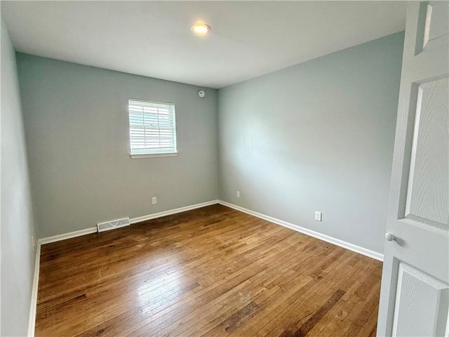 6238 E 129th Street, Grandview, MO 64030