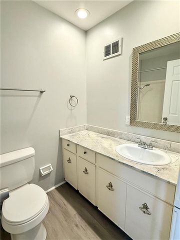 6238 E 129th Street, Grandview, MO 64030