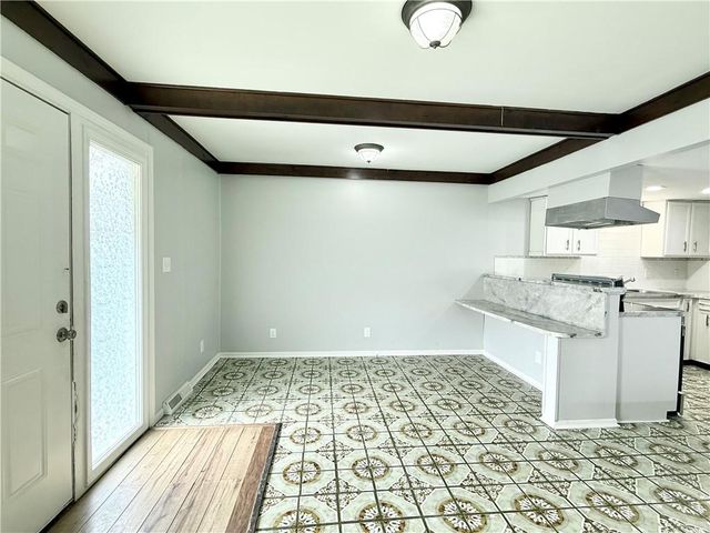 6238 E 129th Street, Grandview, MO 64030