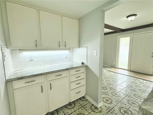 6238 E 129th Street, Grandview, MO 64030