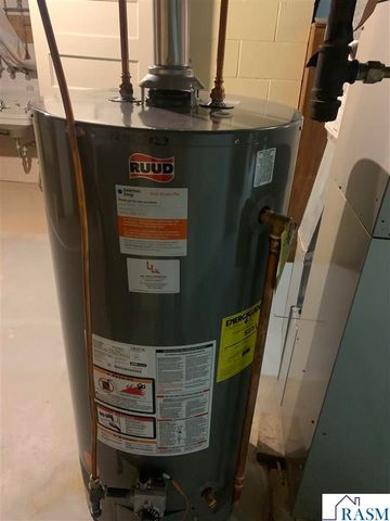 315 Floral Avenue, Mankato, MN 56001